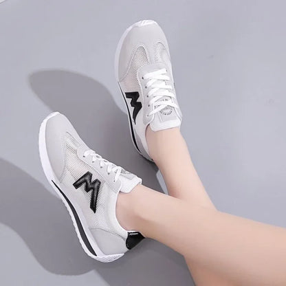 Round Head Deep Mouth Cross Lace Casual Sports Sneakers