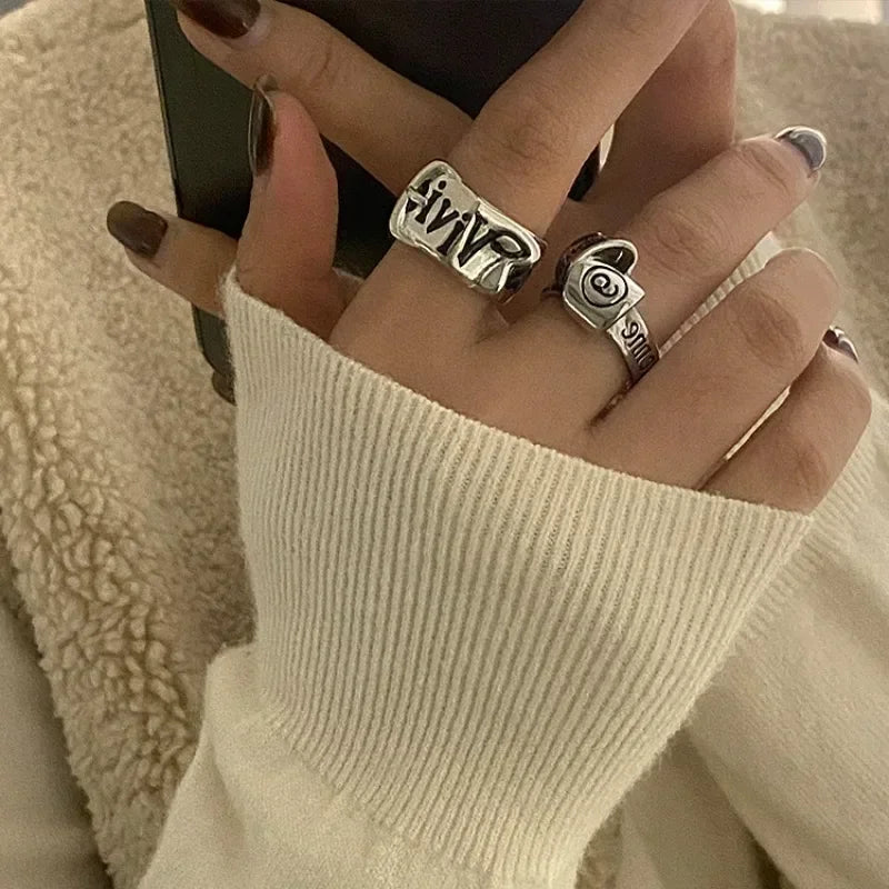 DANA Open Korean Letter Ring