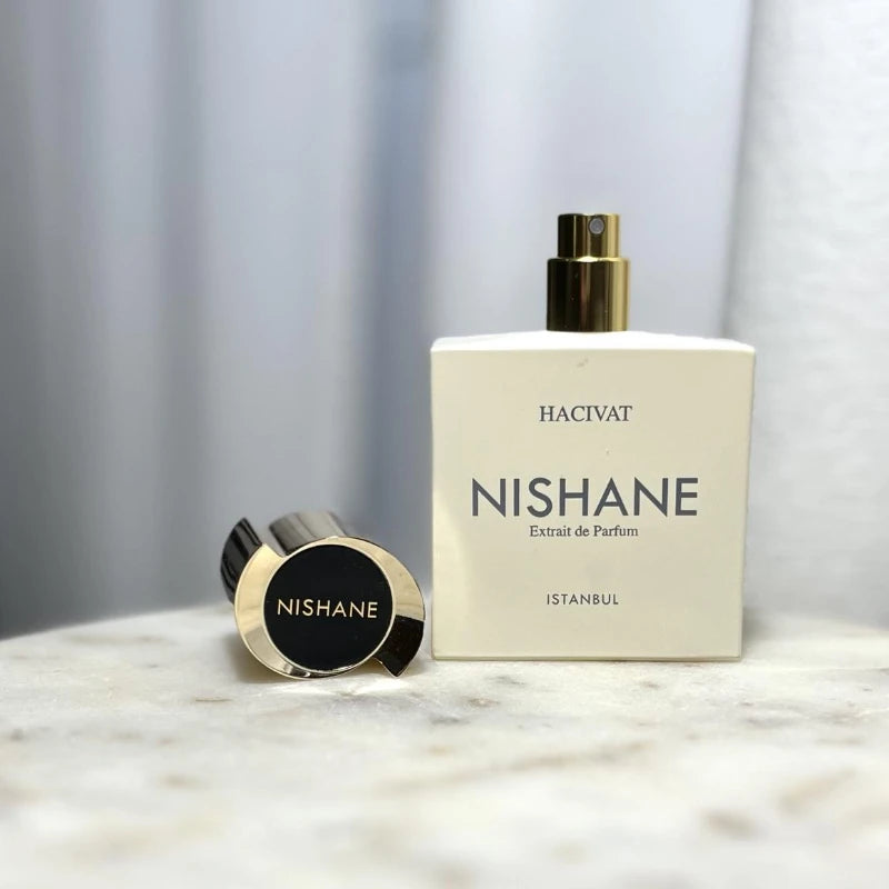 Perfume unisex nicho cítrico amaderado oriental