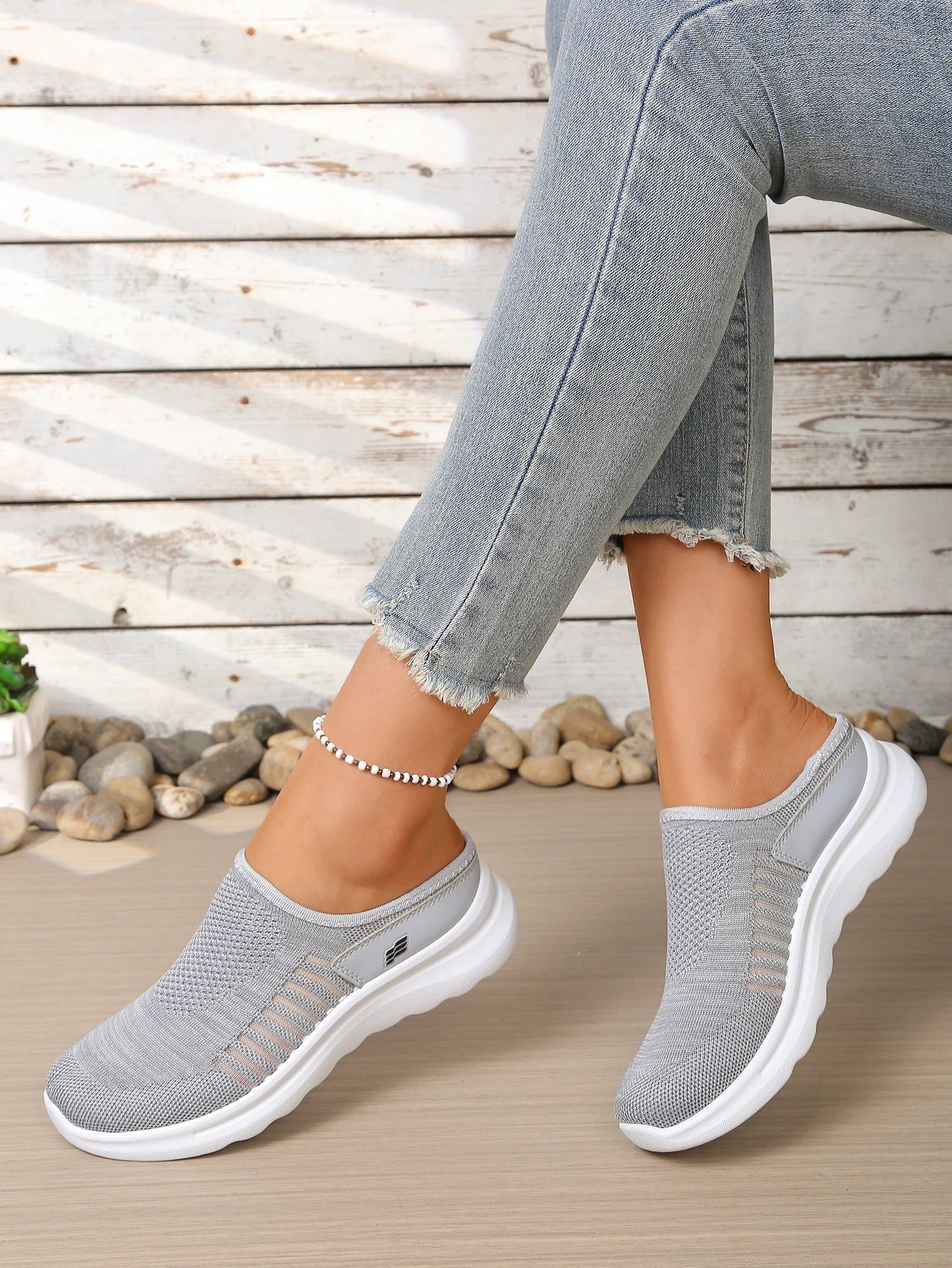 Breathable Youth Style Footwear Stylish Half Sneakers