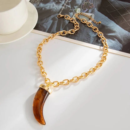 Salircon Imitation Of Cow Horns Acrylic Metal Necklace