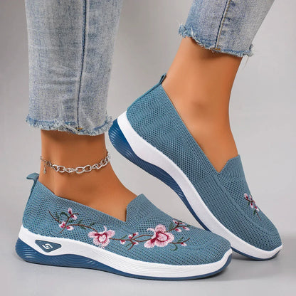 Breathable mesh flat casual sneakers shoes