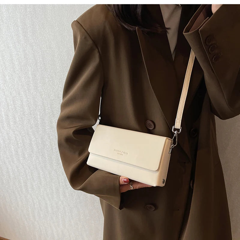 DANA Small Square Bag