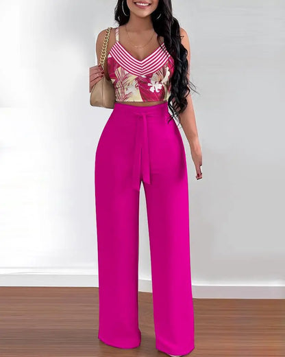 طقم ملابس ضيق مثير مكون من قطعتين برقبة على شكل حرف V وحزام