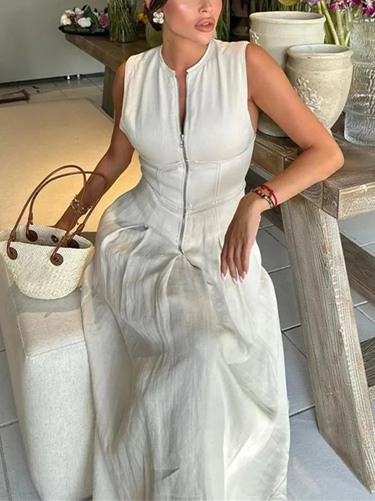 Vestido largo ajustado sin mangas