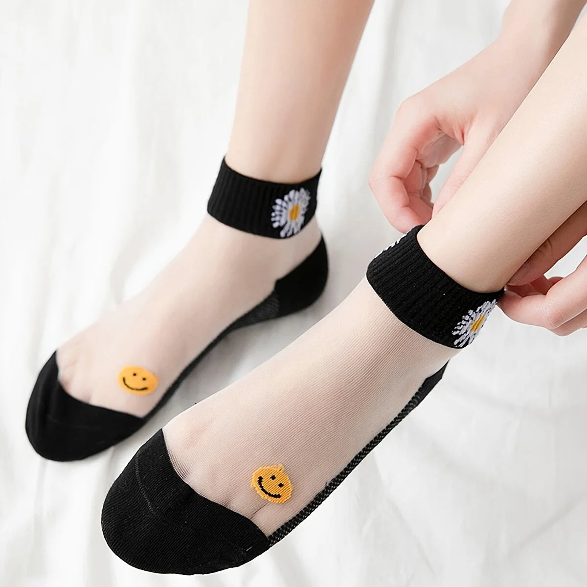 5-Pair Daisy & Smiley Short Socks Set