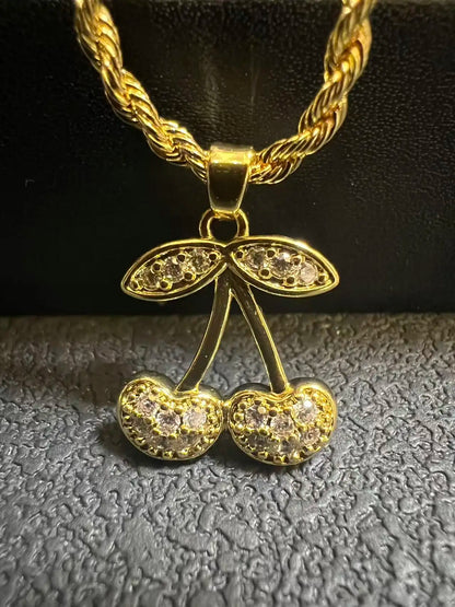 18K Gold Rope Chain Heart Pendant Necklace