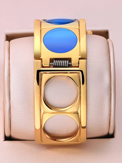 Adjustable Ring Bracelet a Minimalist Distinctive Quartz Watch