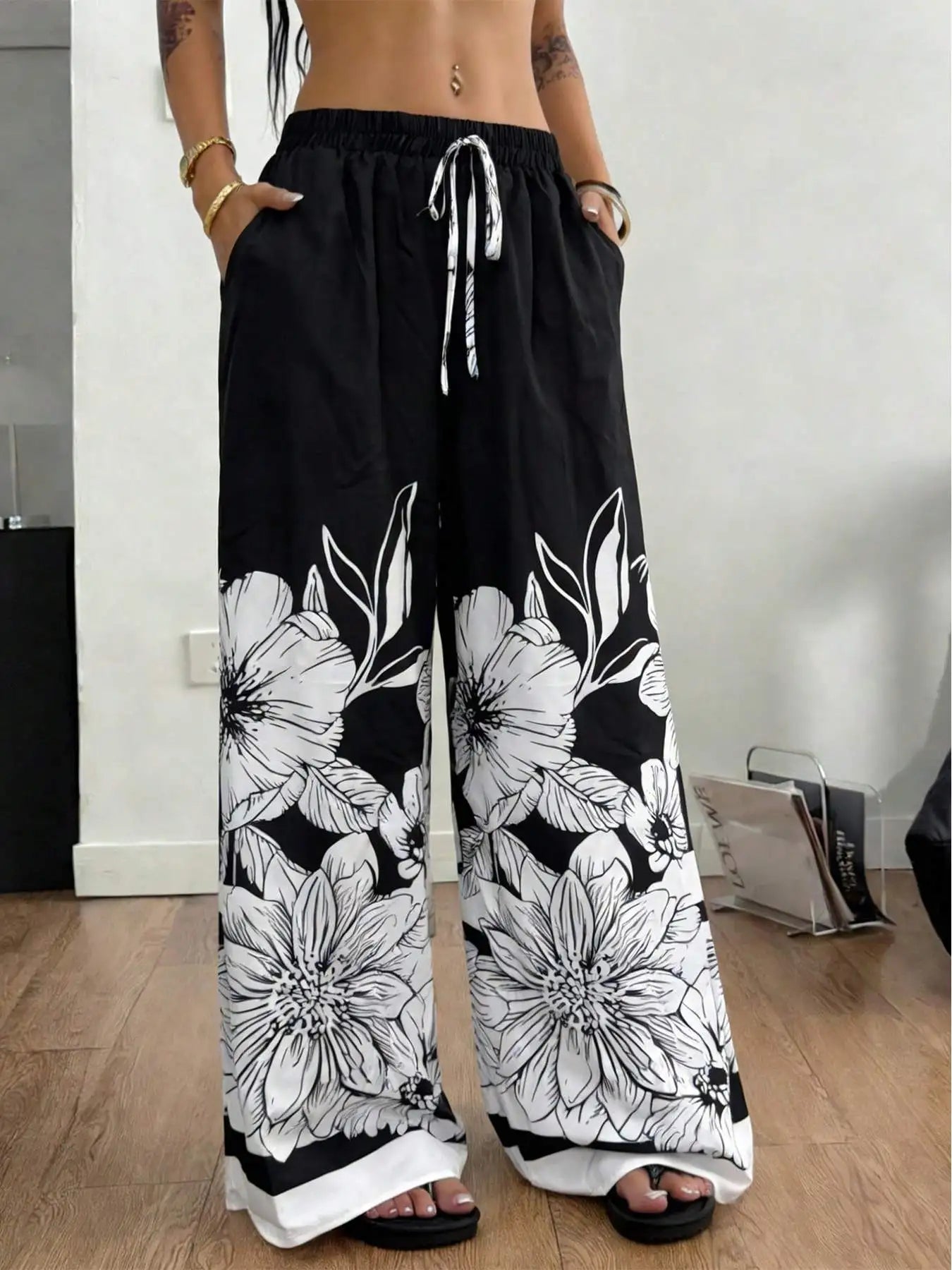 Large-Sized Printed Casual Tie Waist Wide-Leg Pants