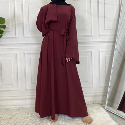 عباية وقفطان طويلة بطابع اسلامي 