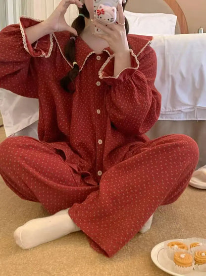 Long-Sleeved Pajamas Set