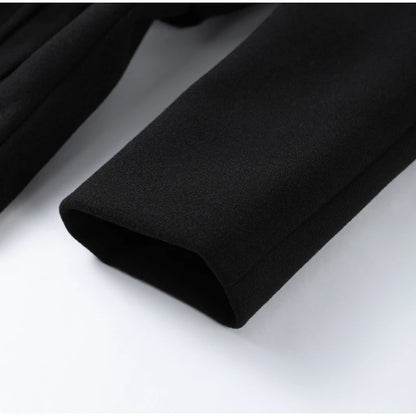 Elegantes abrigos de piel de manga larga