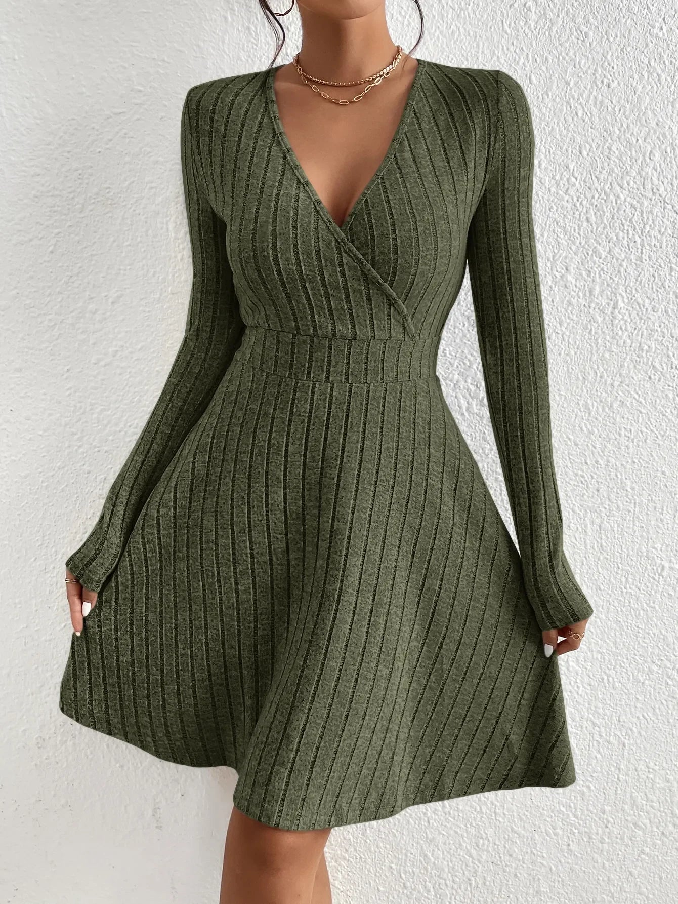 V-neck Sexy Big Swing Long-sleeved Dress