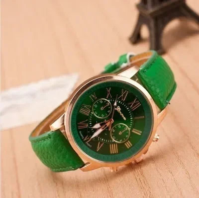 Leather Simple Quartz Wristwatch