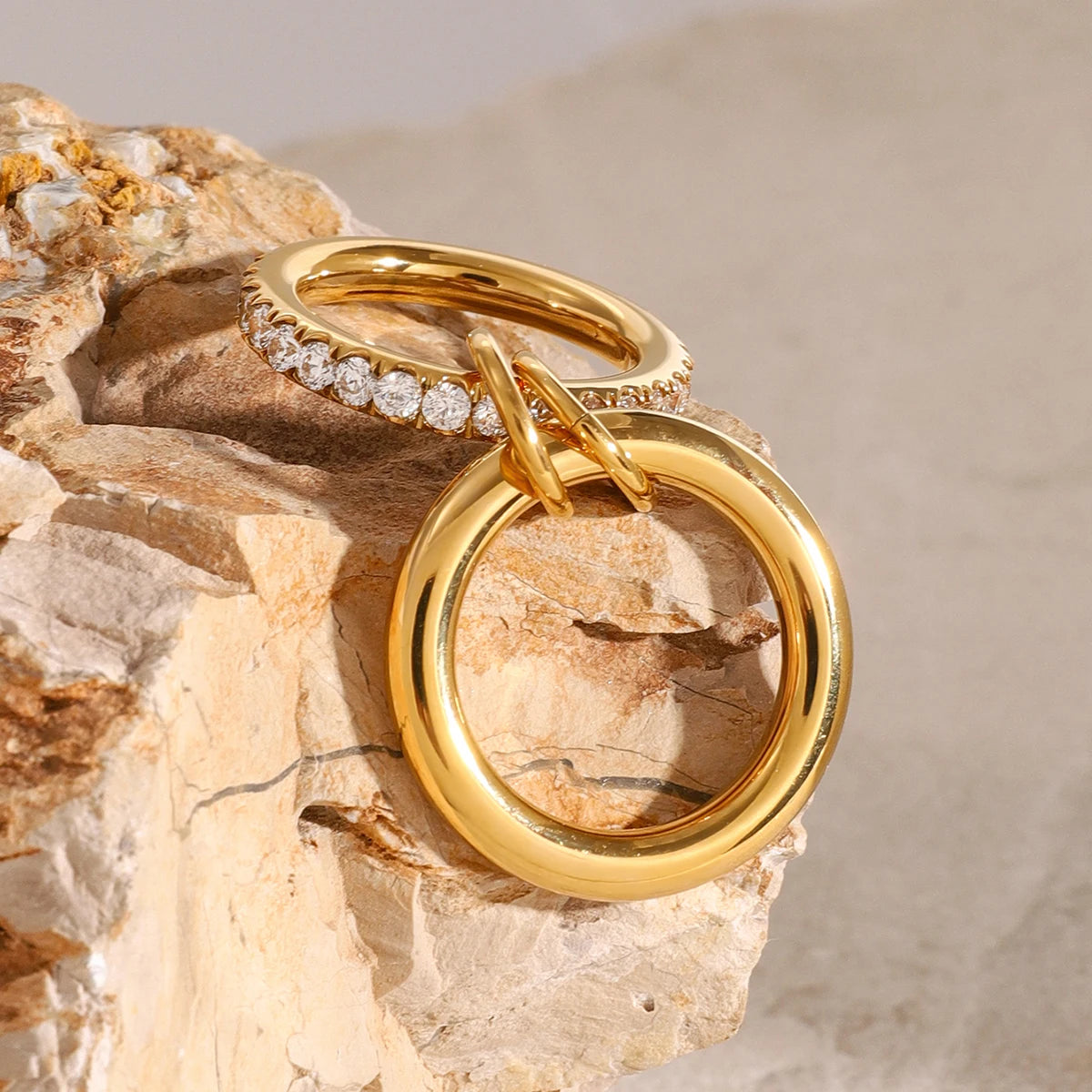 DANA Glossy Shine White Cubic Zirconia Ring