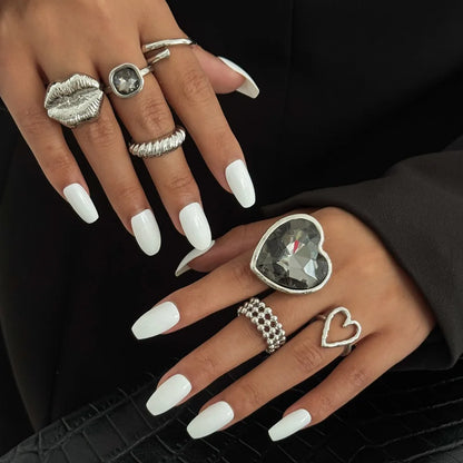 7pcs Exaggerated Geometric Threaded Lip Black Heart-shaped Acrylic Diamond Rings Sets
