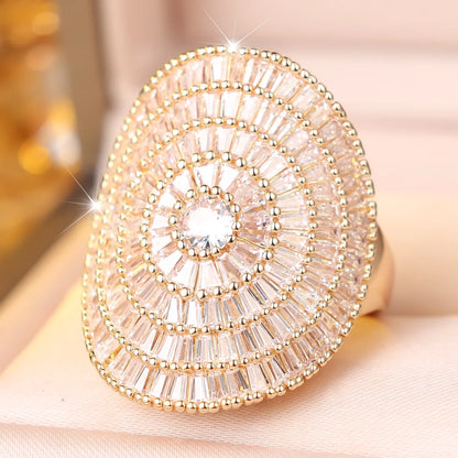 Luxury Gold White Zircon Stone Engagement Ring