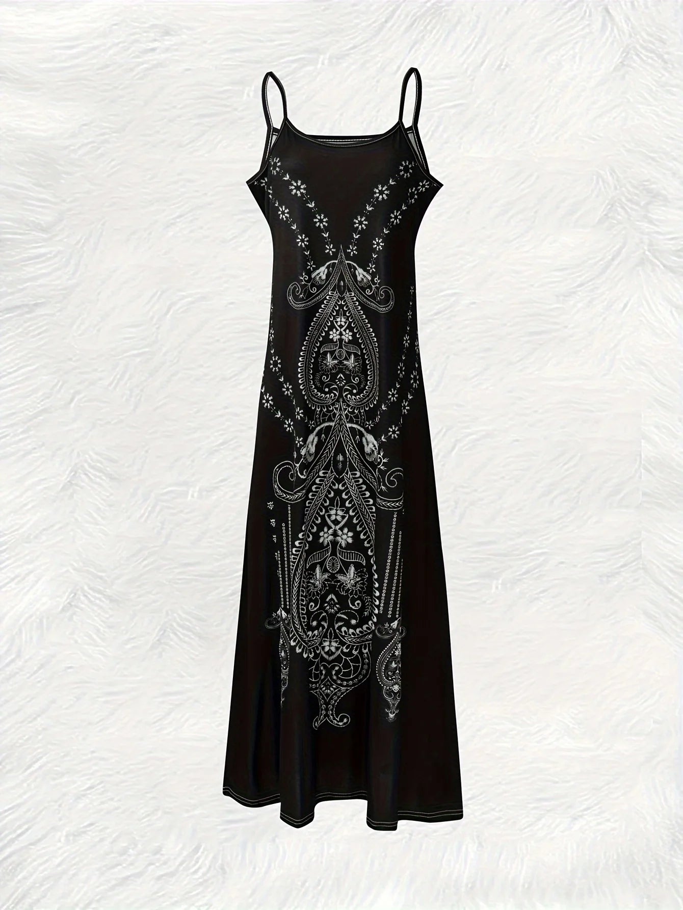 Vacation style Black And White Paisley round neck spaghetti strap dress