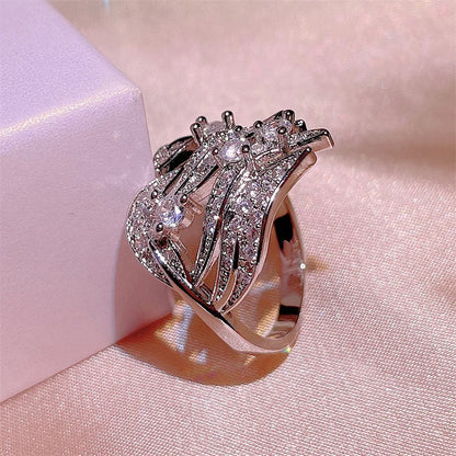 Huitan Luxury Trendy Leaf Design Full Paved Bling CZ Stone Rings