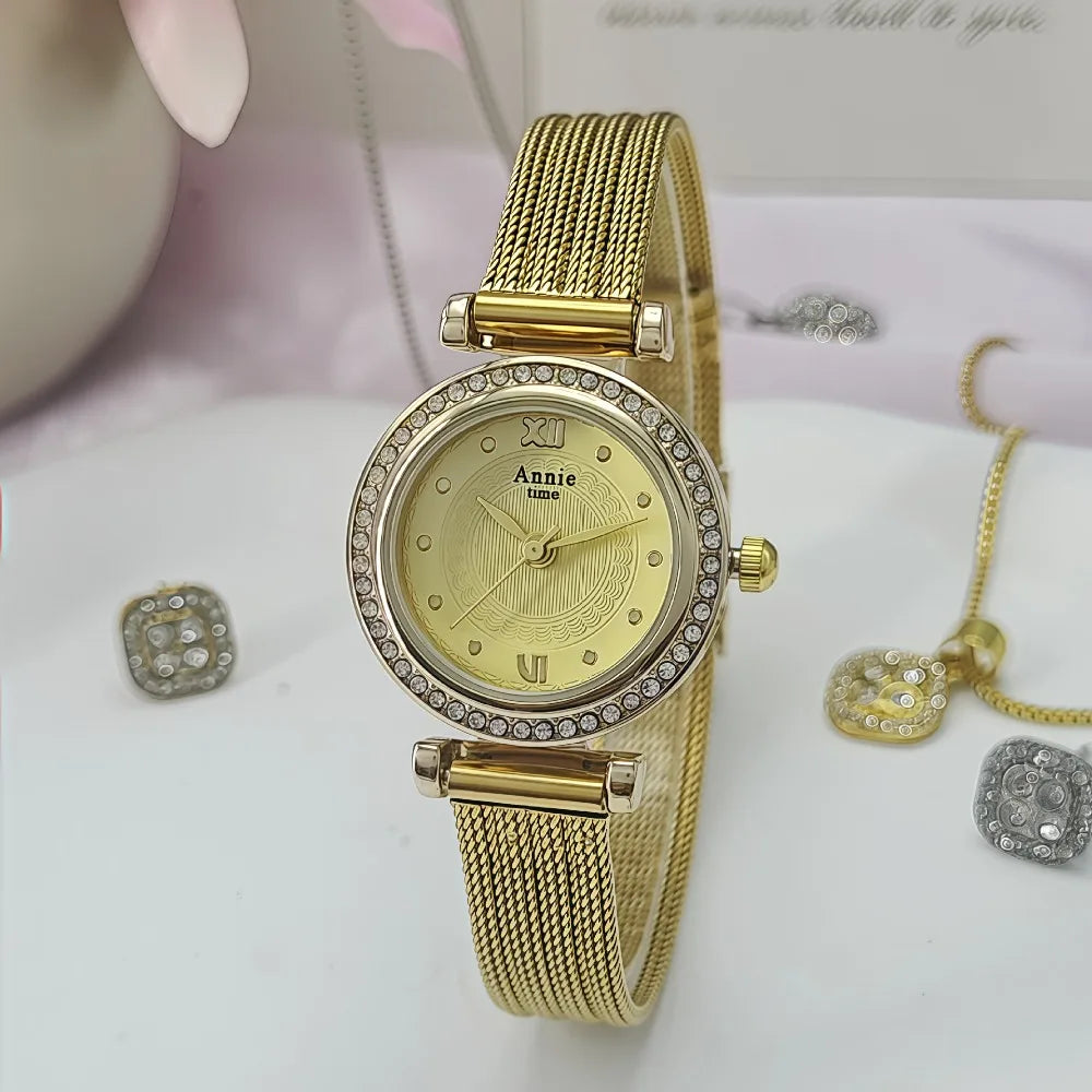 Luxury Quartz Wristwatches Intermittent Gold Bracelet Watch