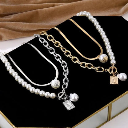 Vintage Baroque Pearl Square Pendant Alloy Pearl Necklace