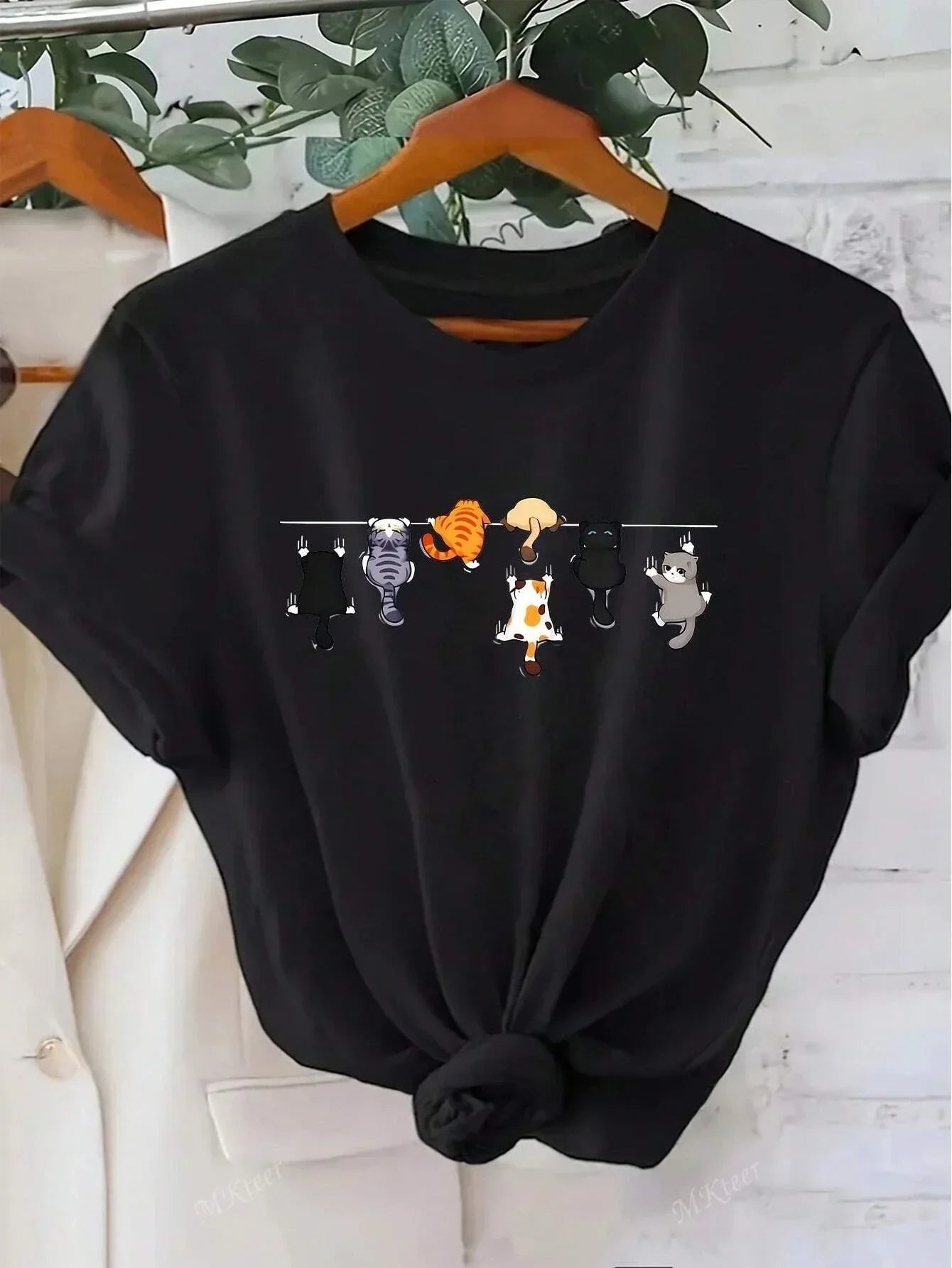 Cute Cat Print Round Neck Short Sleeve T-Shirt