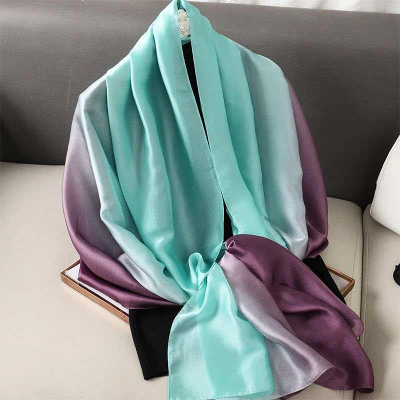 Pañuelo de seda degradado de lujo