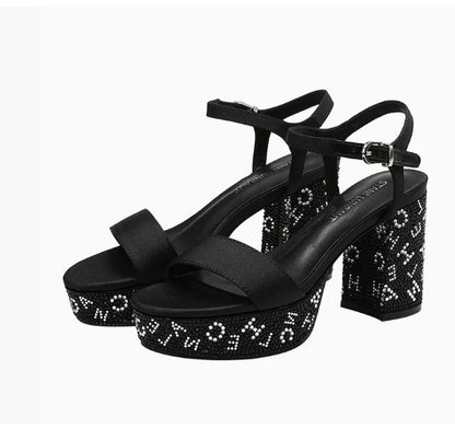 Zapatos de fiesta con pedrería