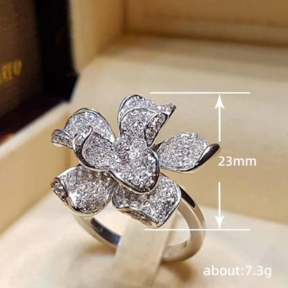 Huitan Flower Shaped Cubic Zirconia Rings