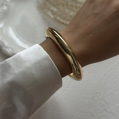 Wave Twist Exaggerated Chunky Cuff Bangle Hip Hop Bracelet