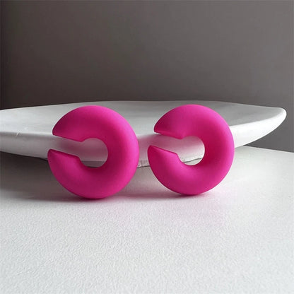 DANA Round Circle Clip Earrings