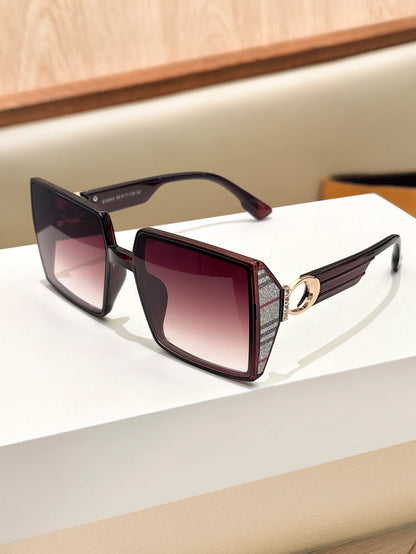 Retro Brown Plaid Diamond Embedded Temples Sunglasses