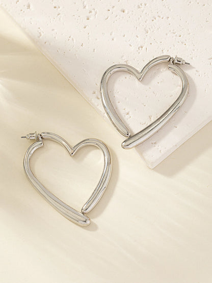Exquisite Personalized Heart-Shaped Earrings