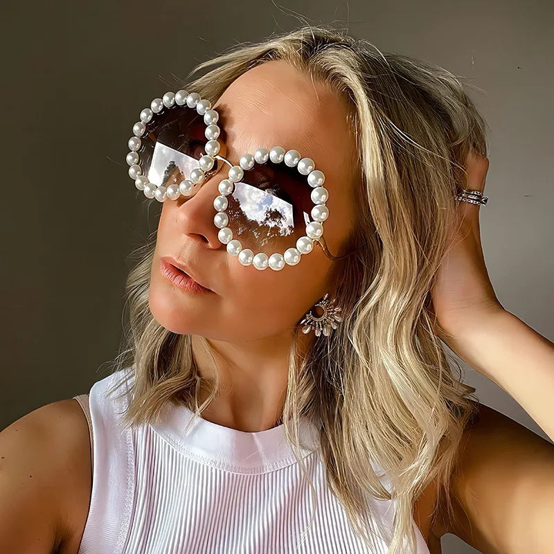Luxury Pearl Metal Frame Round Sun glasses