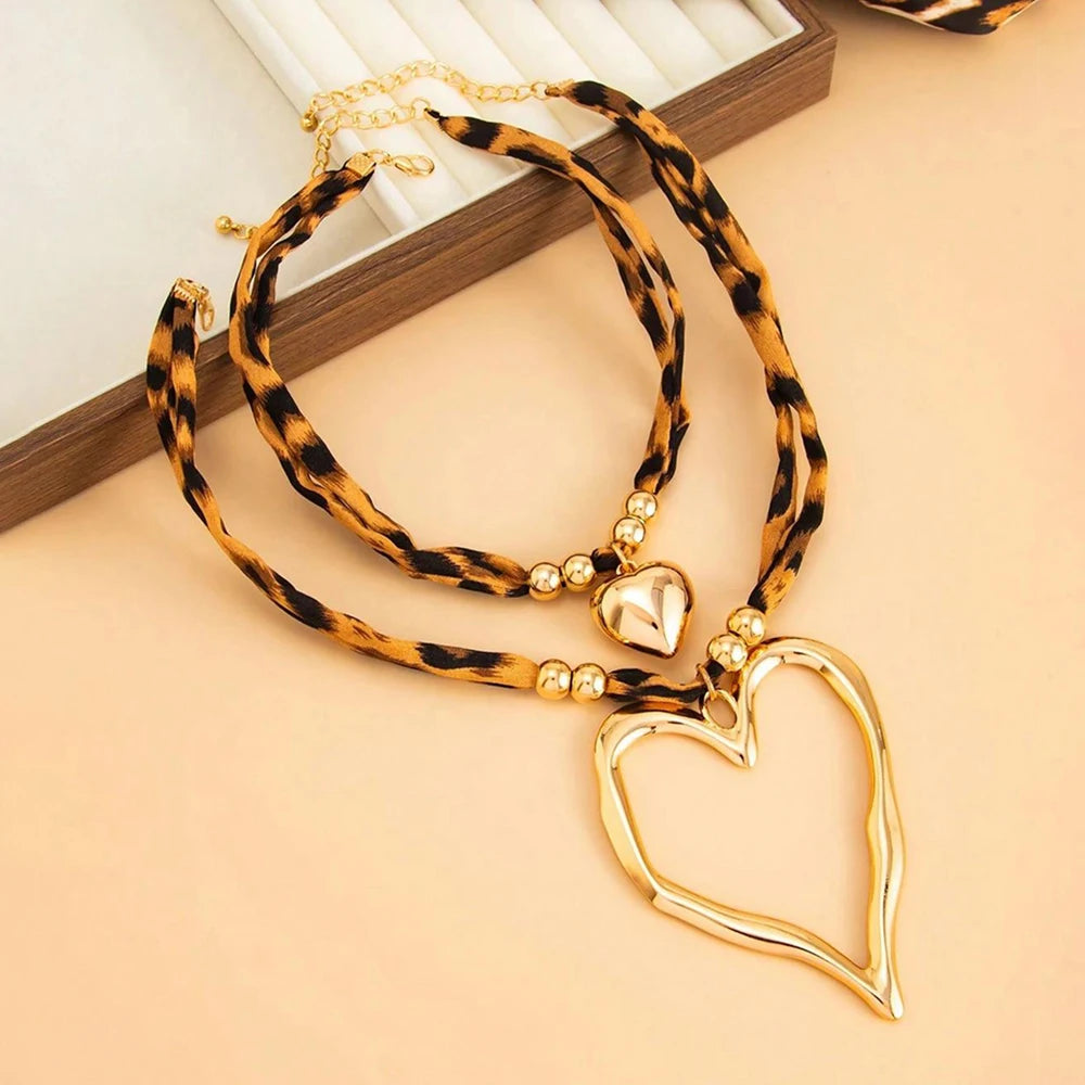 Layered Leopard Print Heart Choker Necklace Set