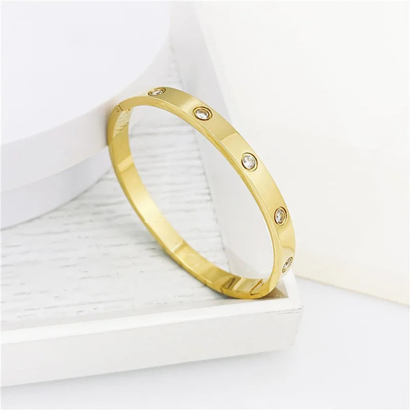 DANA Gold Zircon And Cross Nut Nail Bracelet