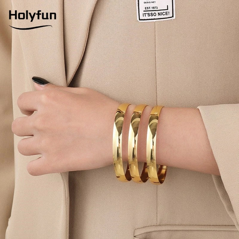 18K Gold Plated Stainless Steel Bangle Bracelet