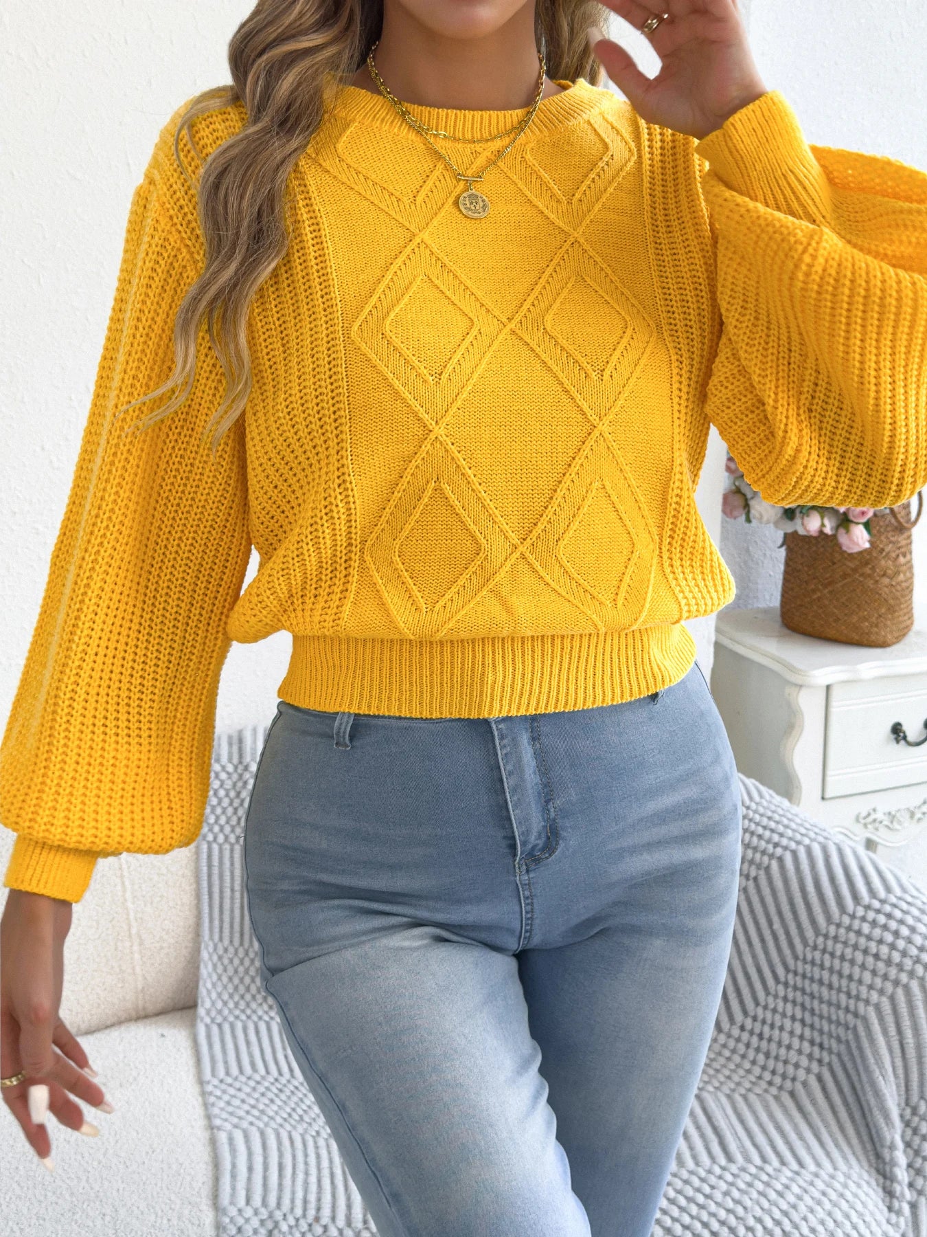 Round Neck Lantern Long Sleeve Sweaters