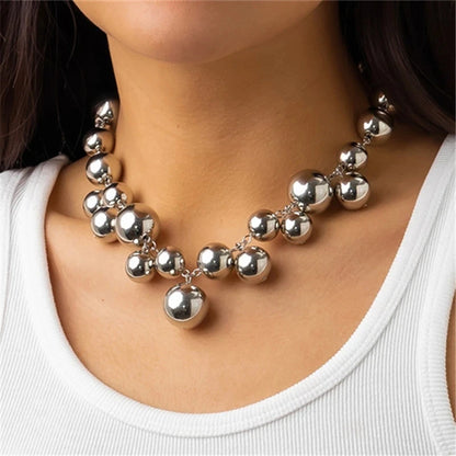 Vintage Hyperbole Bead Pearls Necklace Jewelry