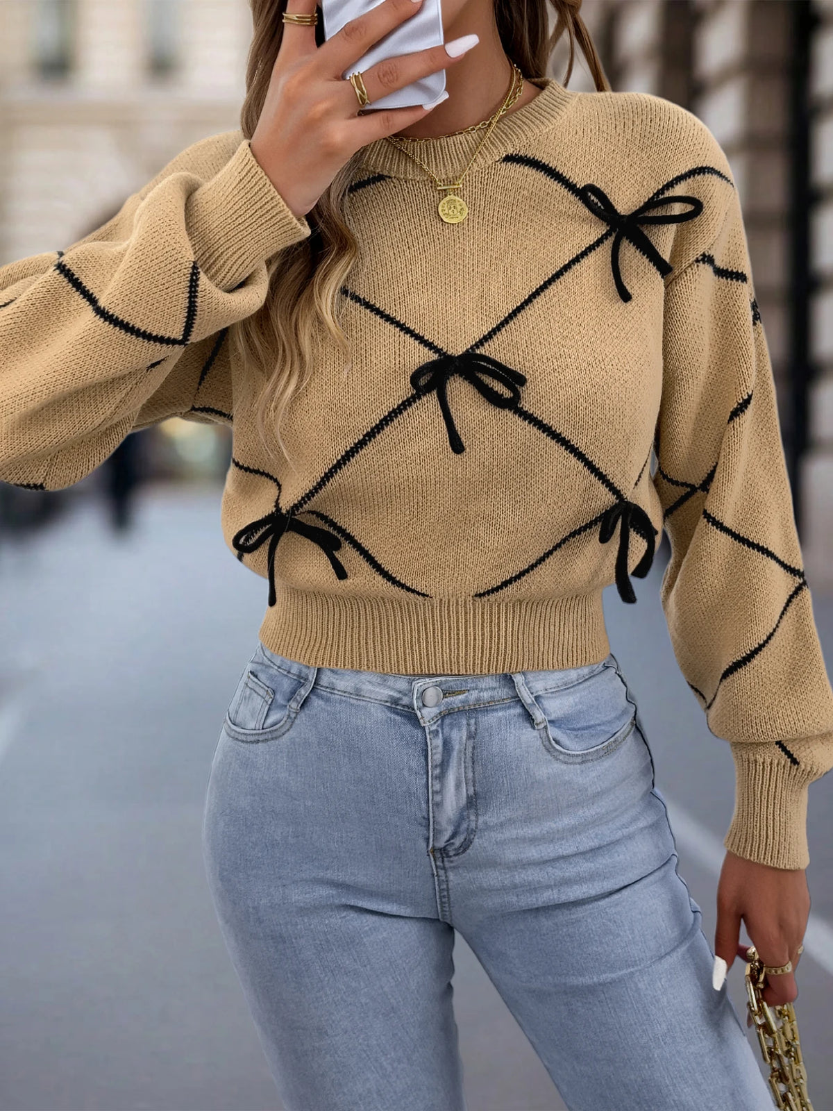 Contrasting Bow Knitted Casual Round Neck Lantern Long Sleeve Sweaters