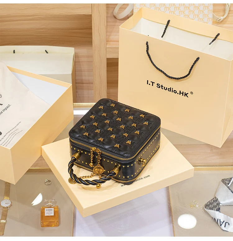 Leather bucket small square bag