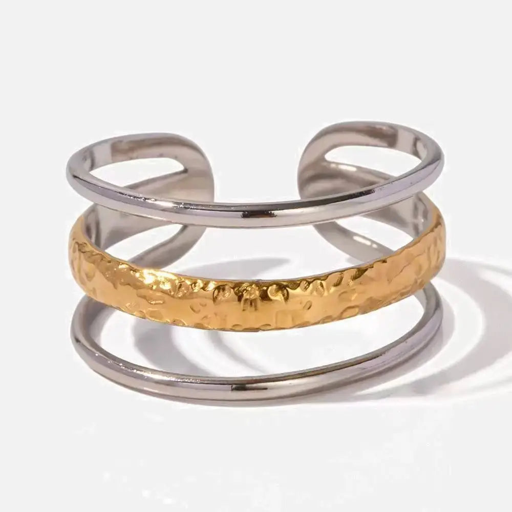 DANA Three-dimensional M Letter Ring