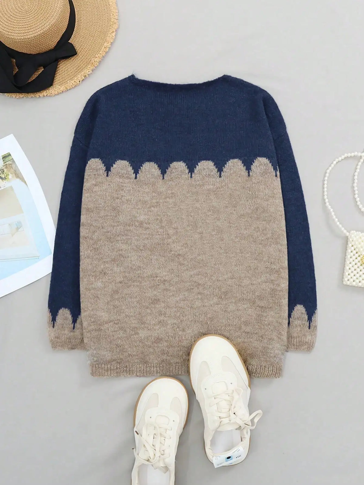 Deep Blue and Light Brown Wave Edge Design with Casual Retro Style Sweater