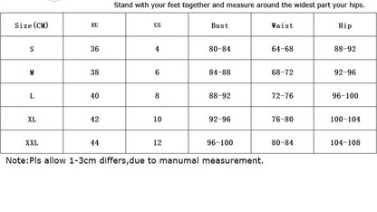 Lencería con lazo en la espalda