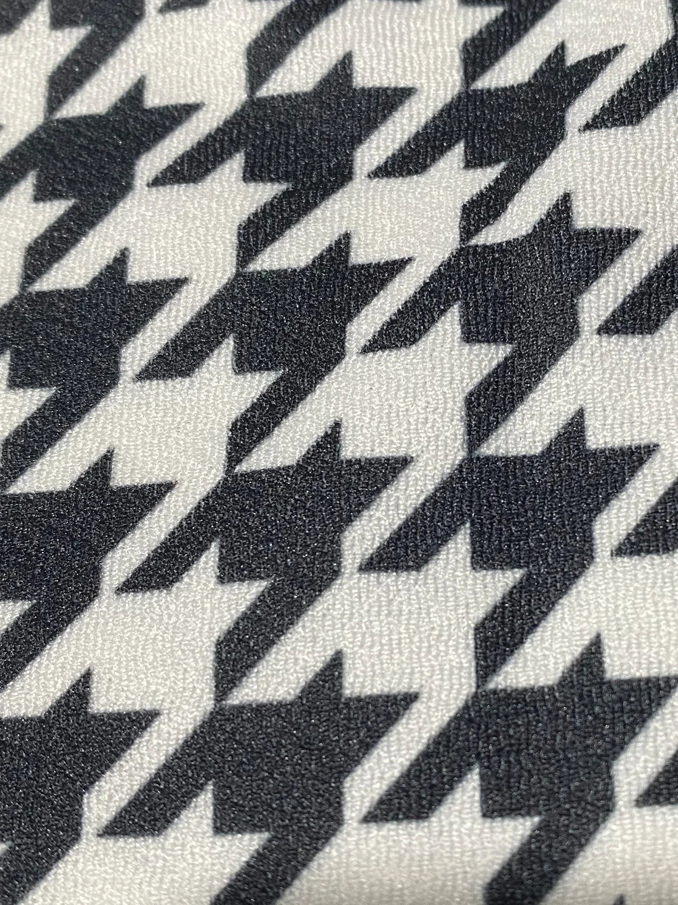 Falda corta elegante con cintura elástica