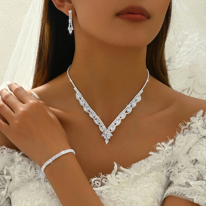 Rhinestone sparkling necklace jewelry set
