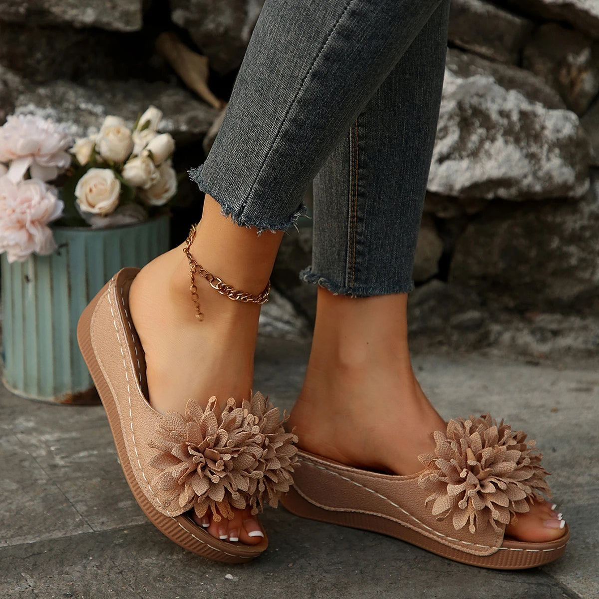 Flower Decoration Wedge Open Toe Slip Sole Sandals