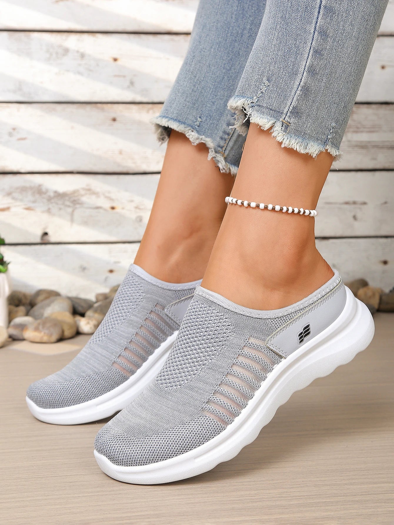 Breathable Youth Style Footwear Stylish Half Sneakers