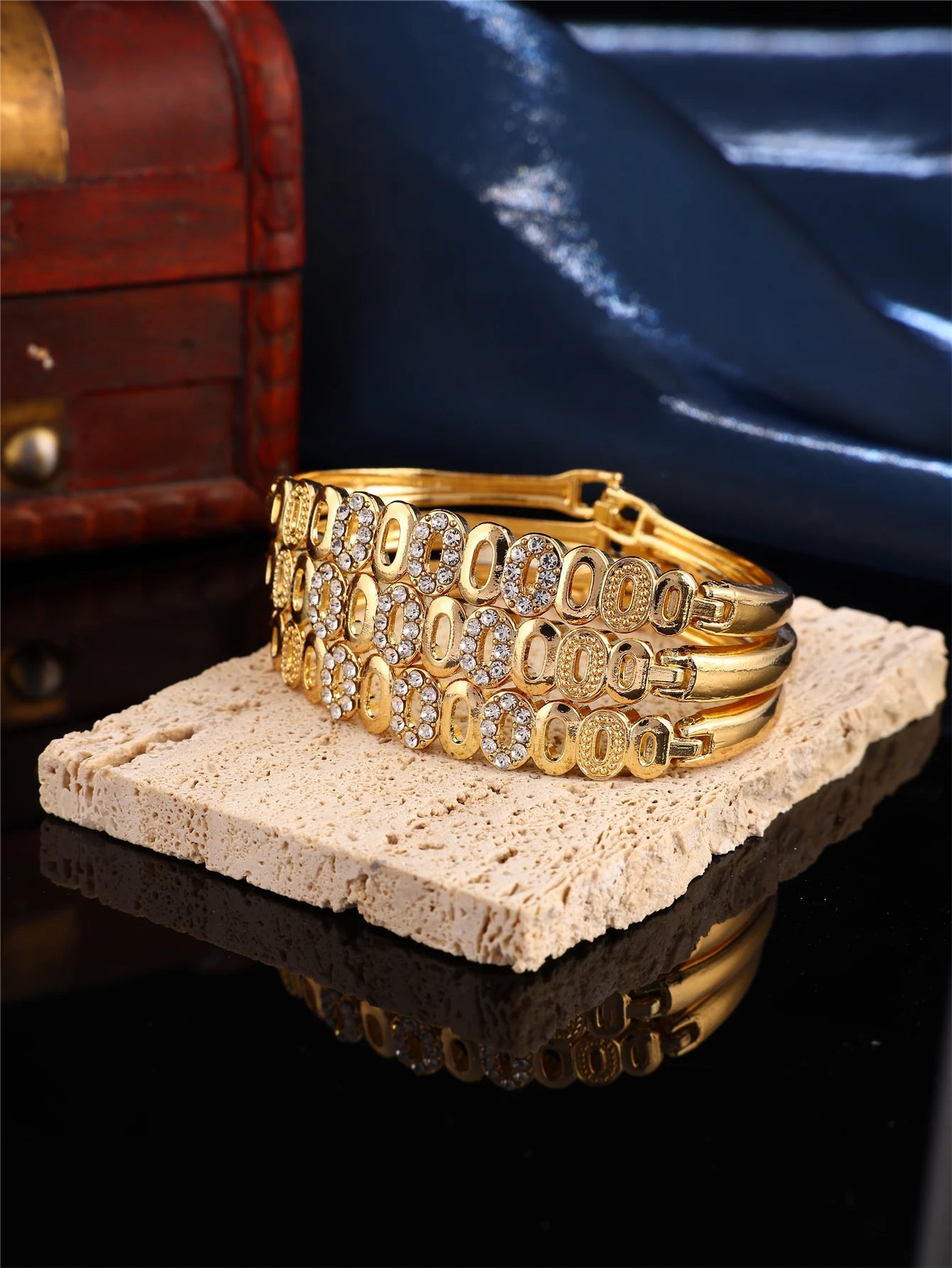 Dubai-style Bride Bracelet Hand-Carved High-Quality Metal Bracelet