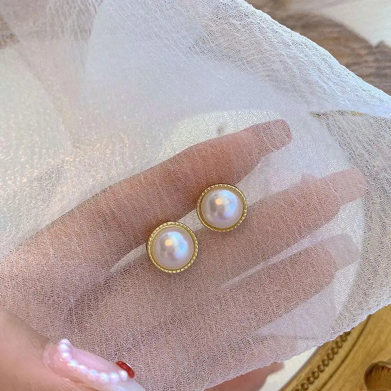 French Vintage Imitation Pearl Clip on Earrings